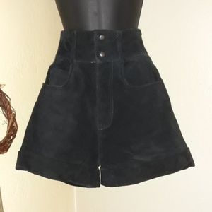 Vintage Leather High Waist Shorts (Size 5/6)